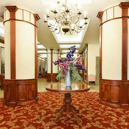 בראליה Hotel Belvedere מראה חיצוני תמונה