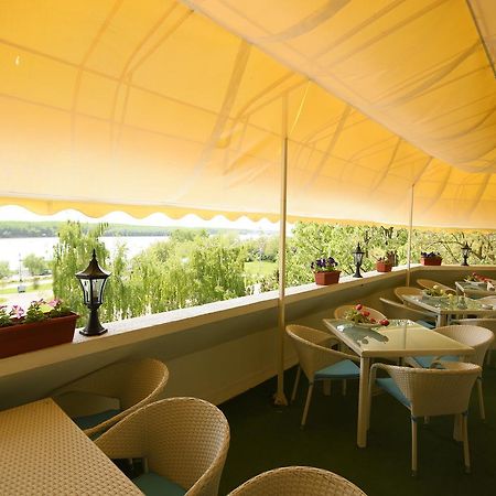 בראליה Hotel Belvedere מראה חיצוני תמונה