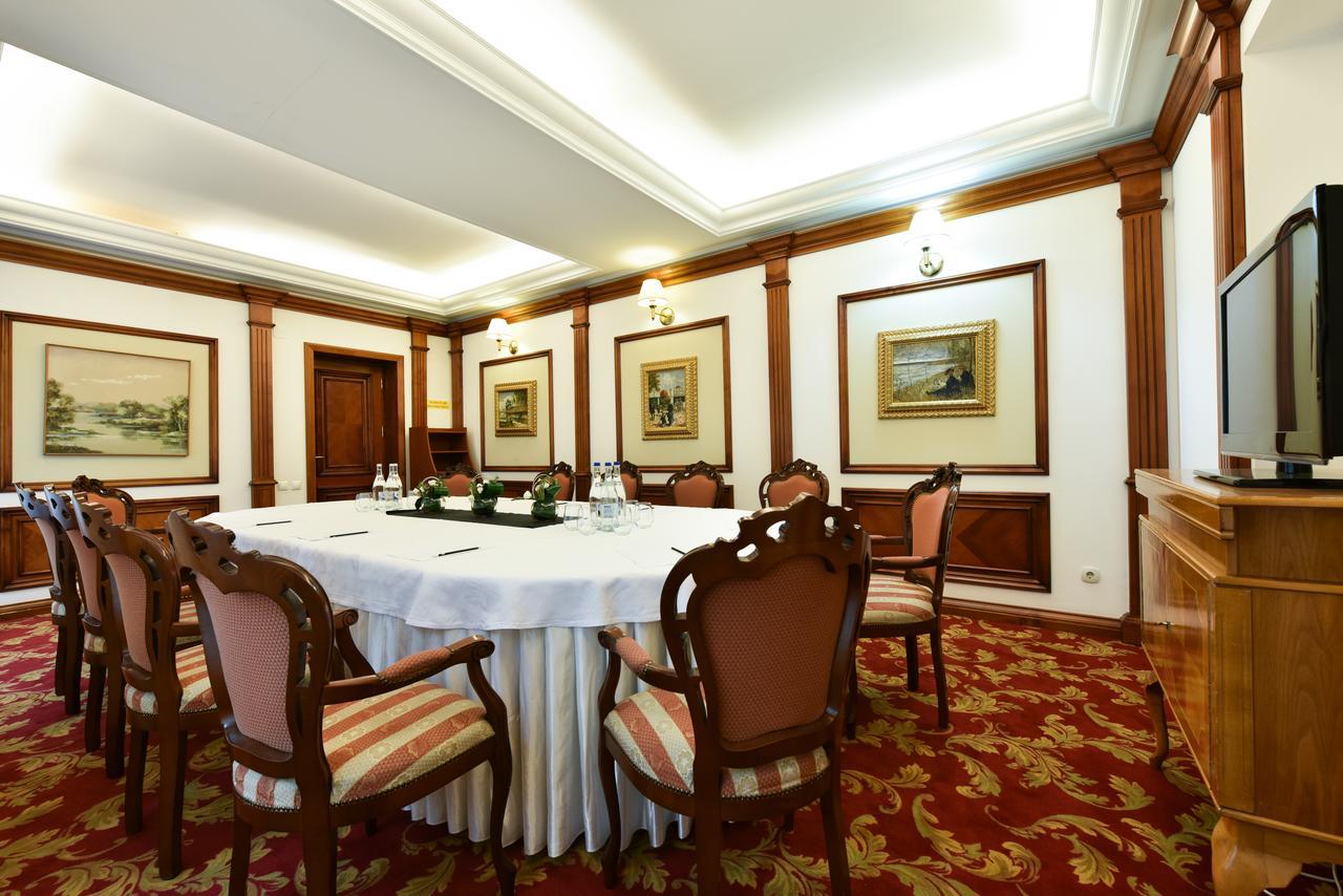 בראליה Hotel Belvedere מראה חיצוני תמונה