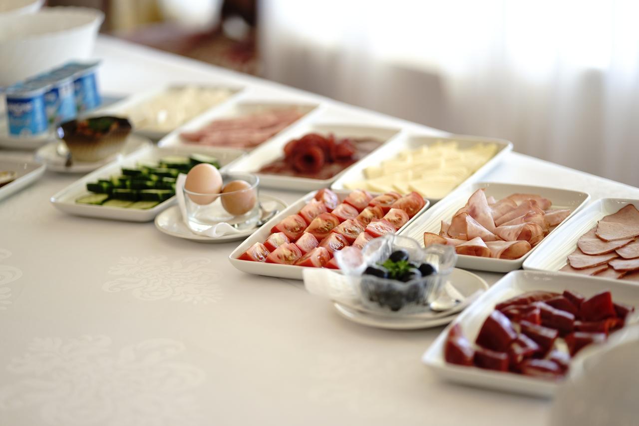 בראליה Hotel Belvedere מראה חיצוני תמונה