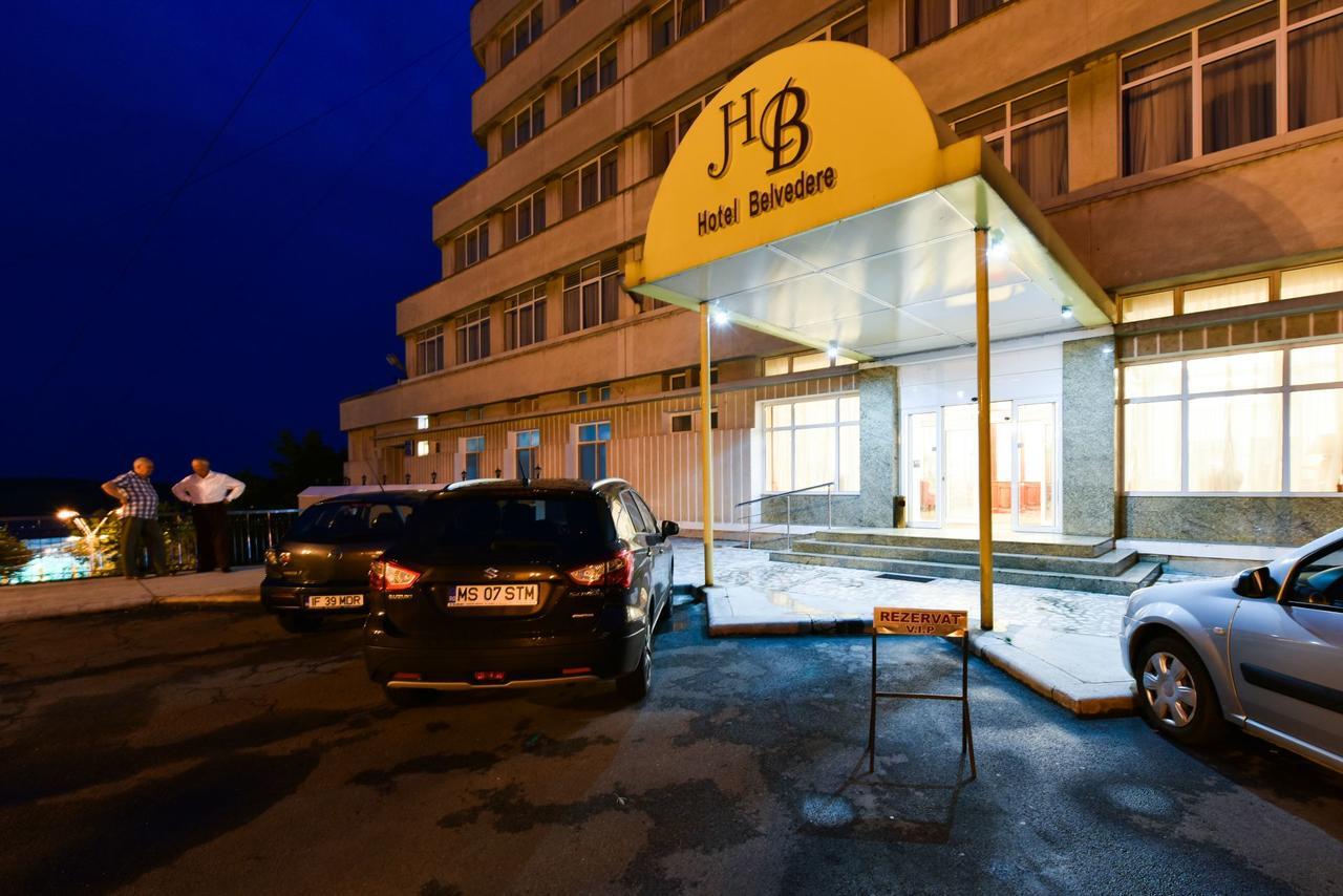 בראליה Hotel Belvedere מראה חיצוני תמונה