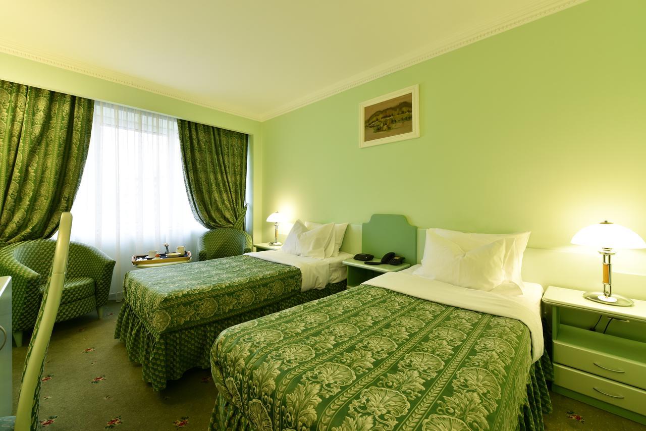 בראליה Hotel Belvedere מראה חיצוני תמונה